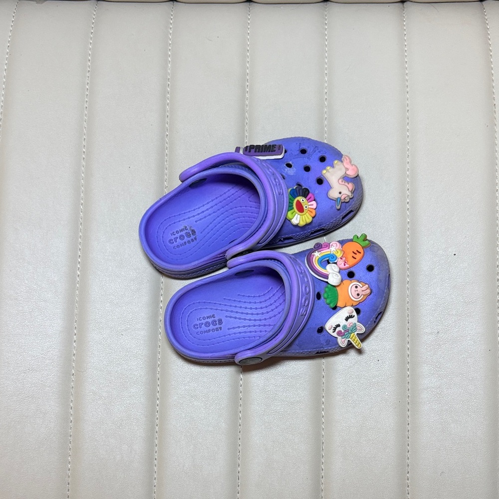 CROCS Kids Purple Clog Sandals with Colorful Charms
